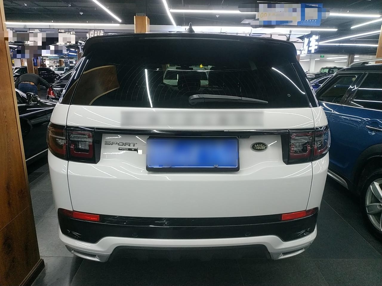 路虎 发现运动版 2021款 249PS R-Dynamic S 性能版