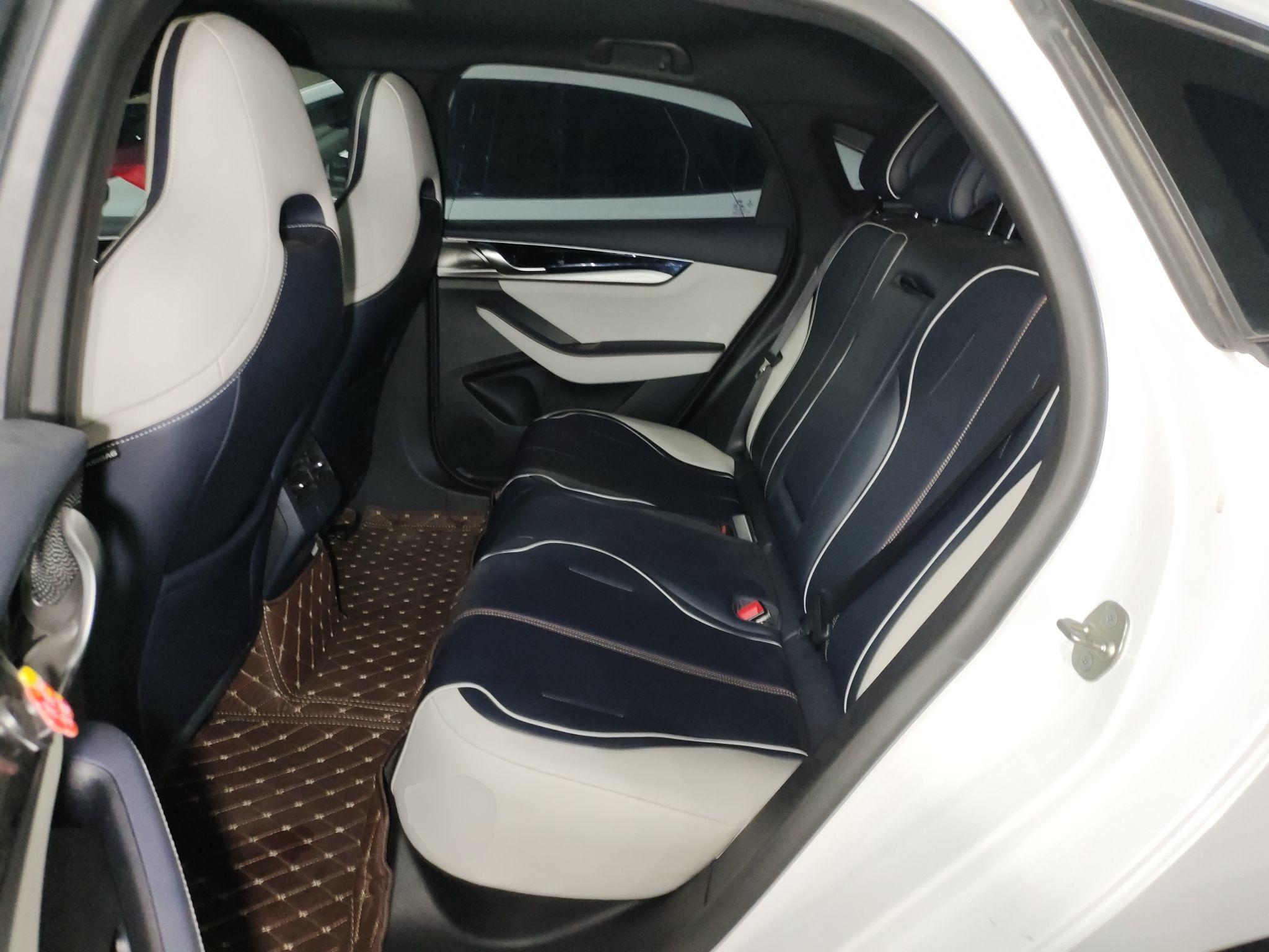 比亚迪 秦PLUS 2021款 EV 400KM 豪华型