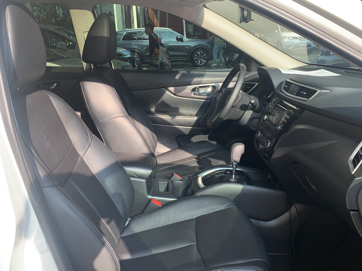 日产 奇骏 2014款 2.0L CVT舒适版 2WD