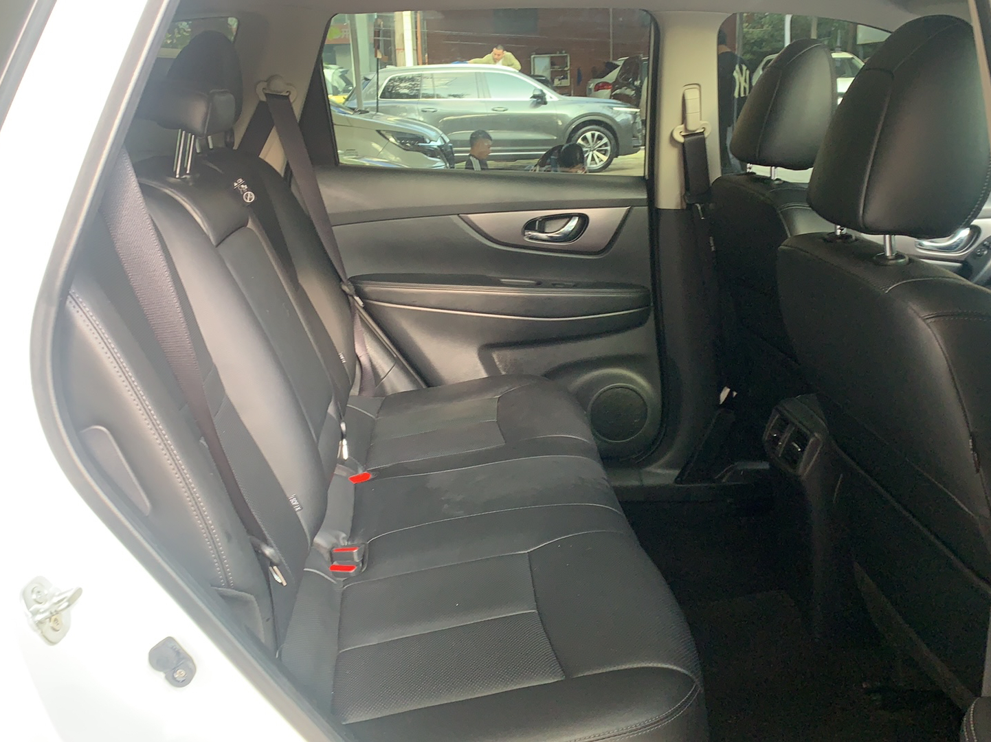 日产 奇骏 2014款 2.0L CVT舒适版 2WD