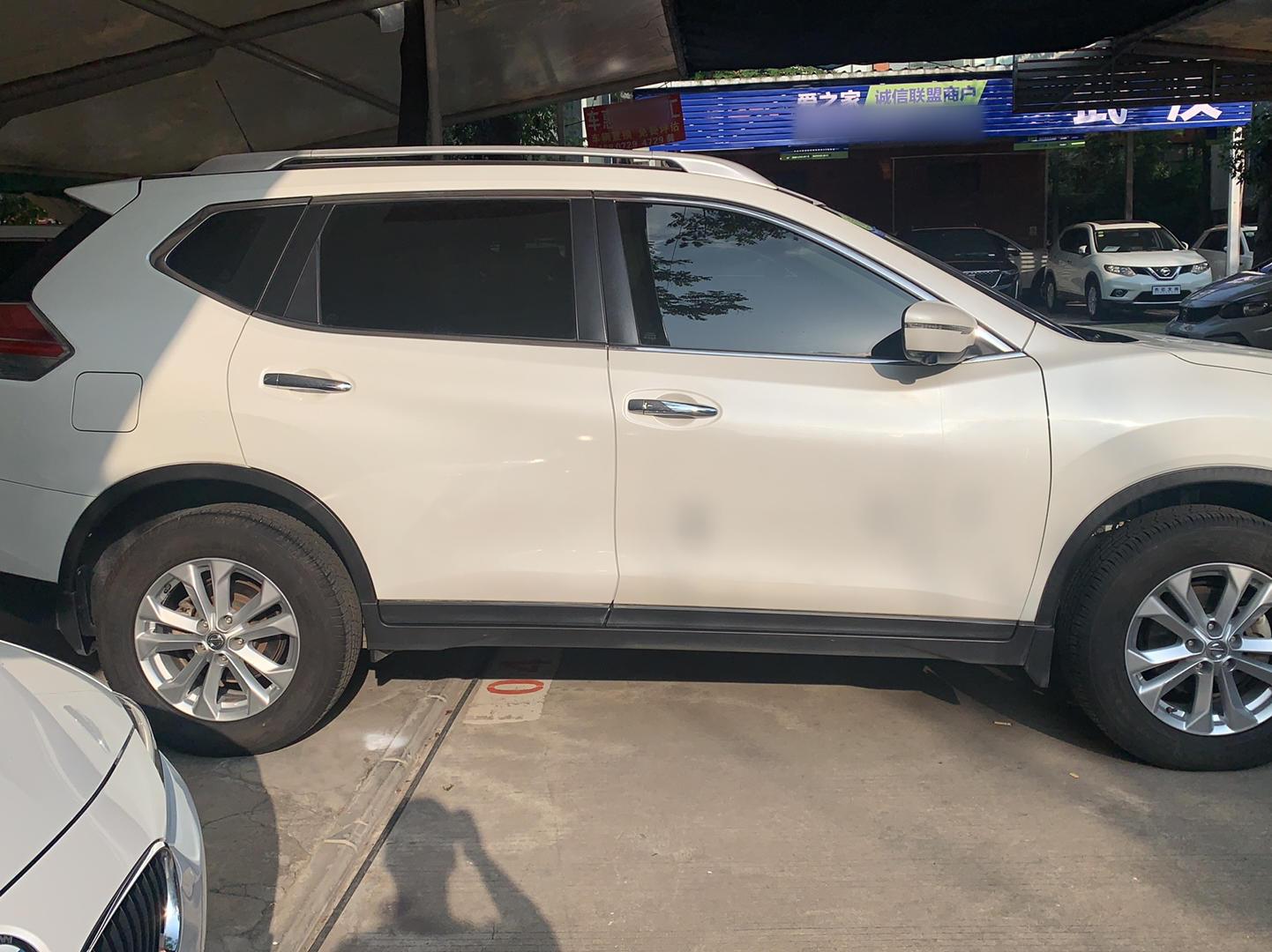 日产 奇骏 2014款 2.0L CVT舒适版 2WD