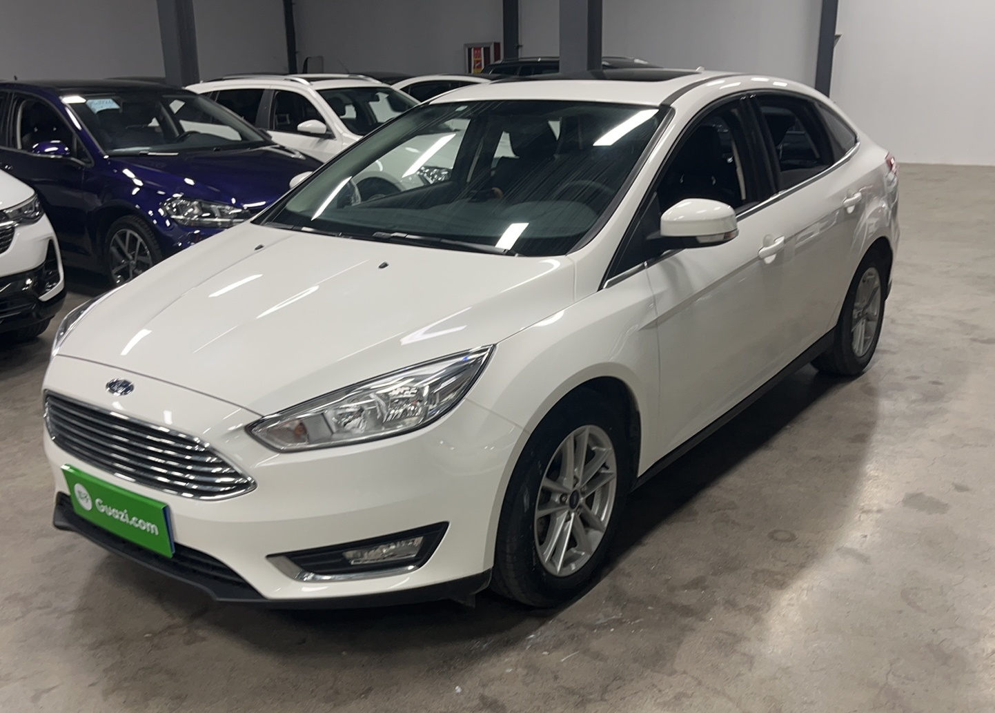 福特 福克斯 2018款 三厢经典 EcoBoost 180 自动精英型