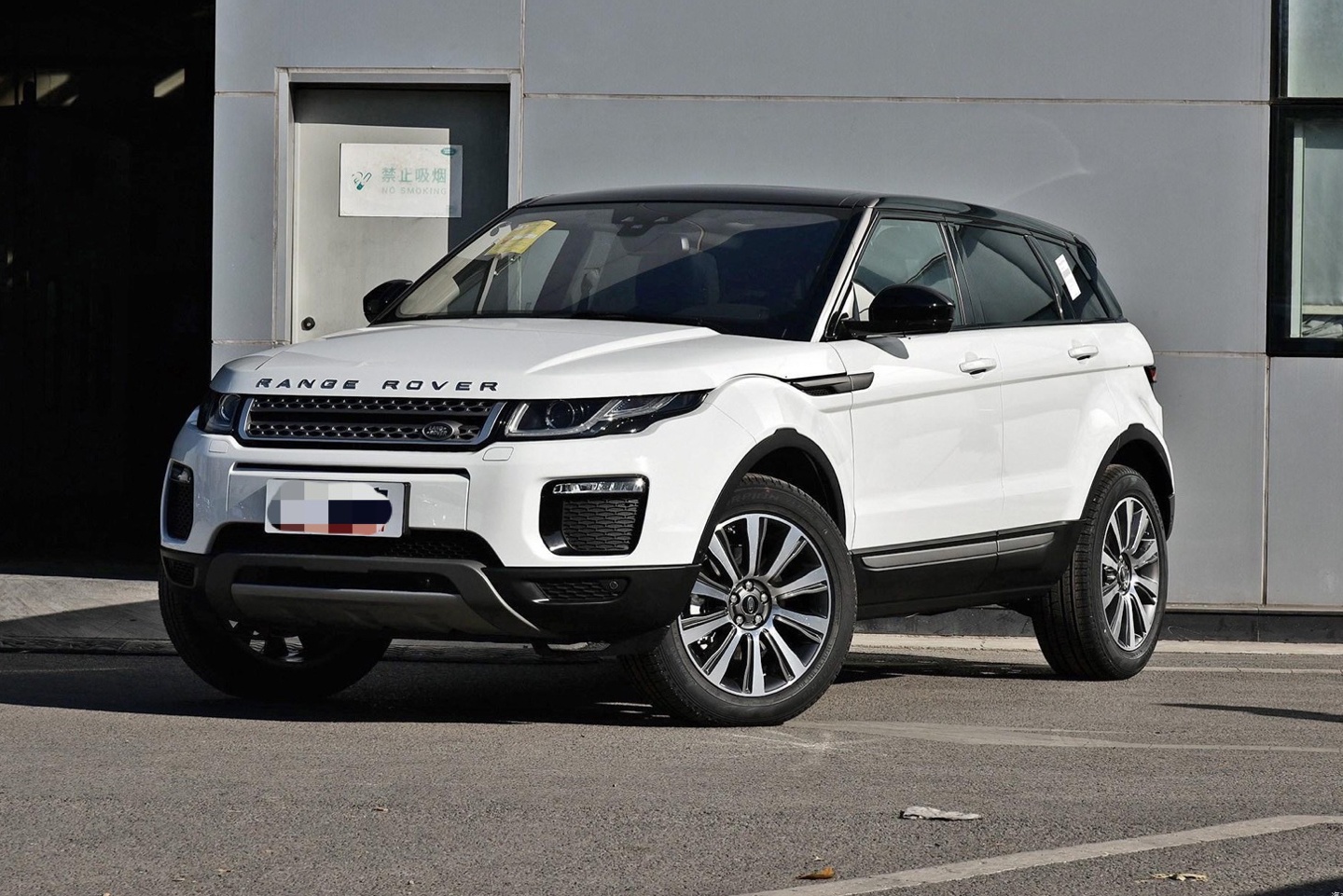 路虎 揽胜极光 2018款 240PS SE 智耀版