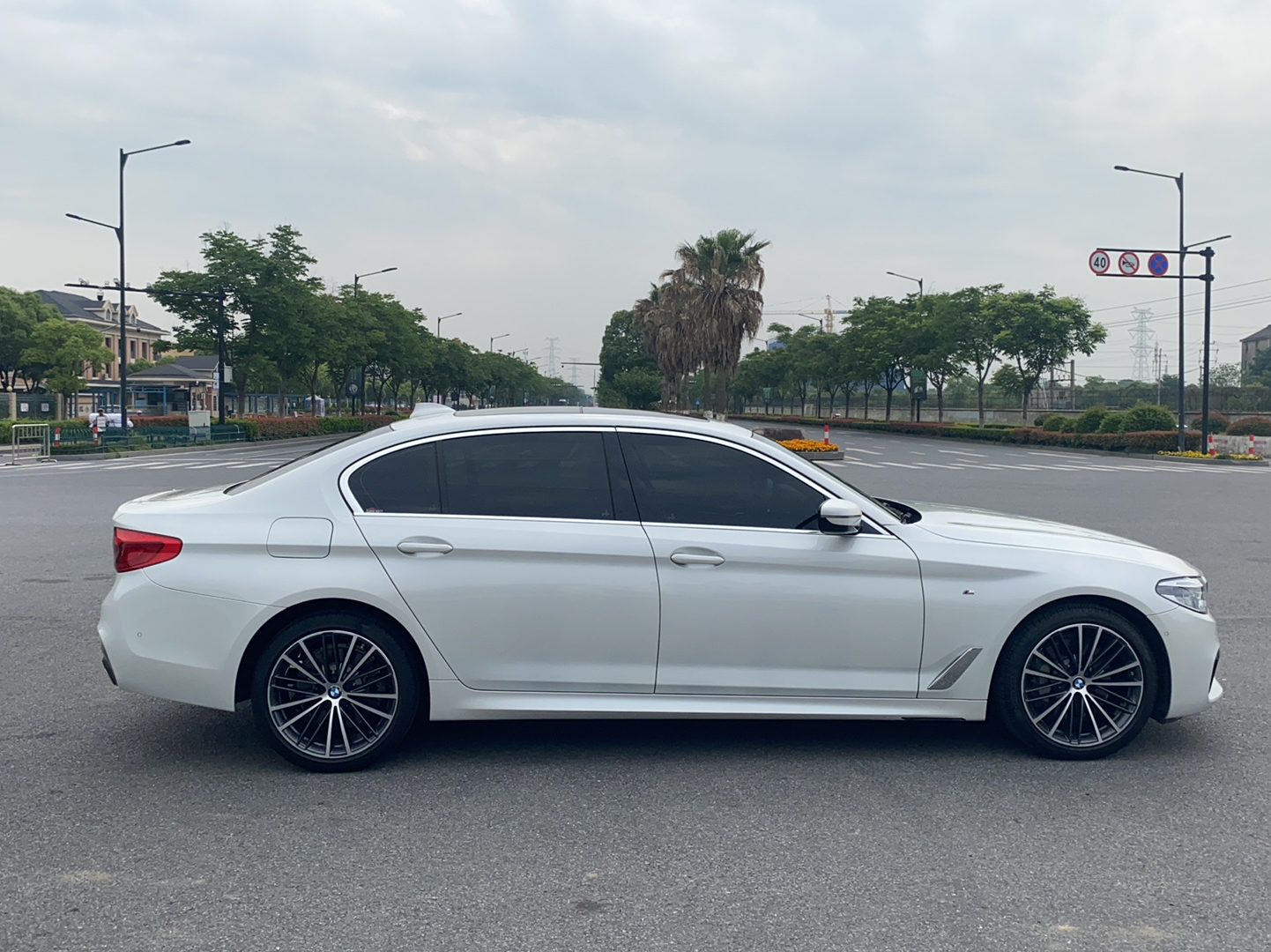 宝马5系 2020款 530Li 领先型 M运动套装