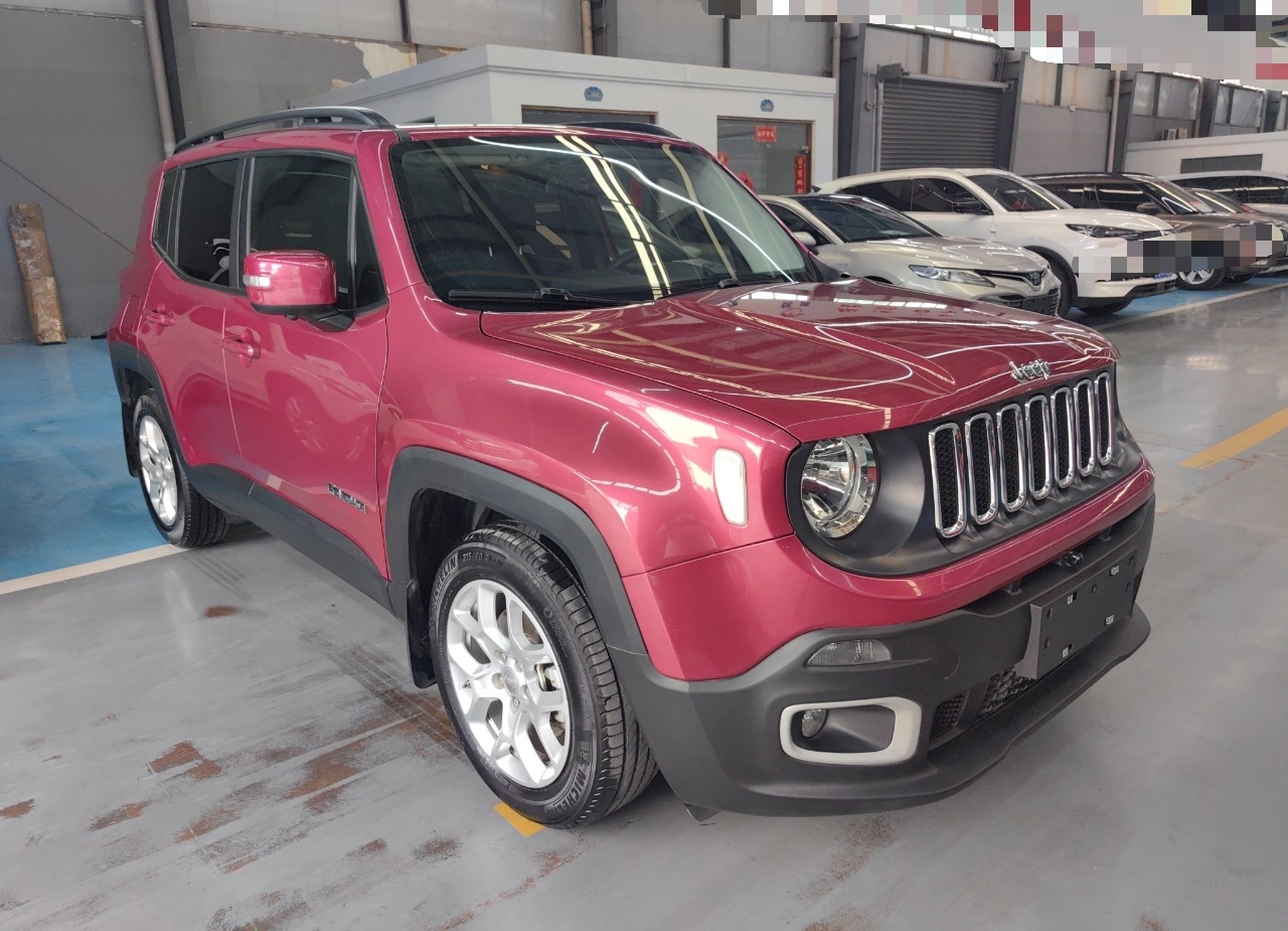 Jeep 自由侠 2018款 互联大屏版 180T 自动高能版