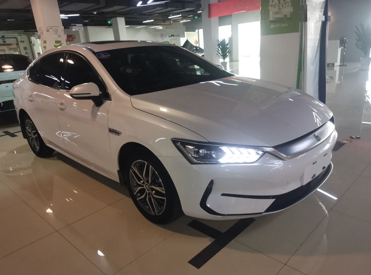 比亚迪 秦PLUS 2021款 EV 500KM 豪华型