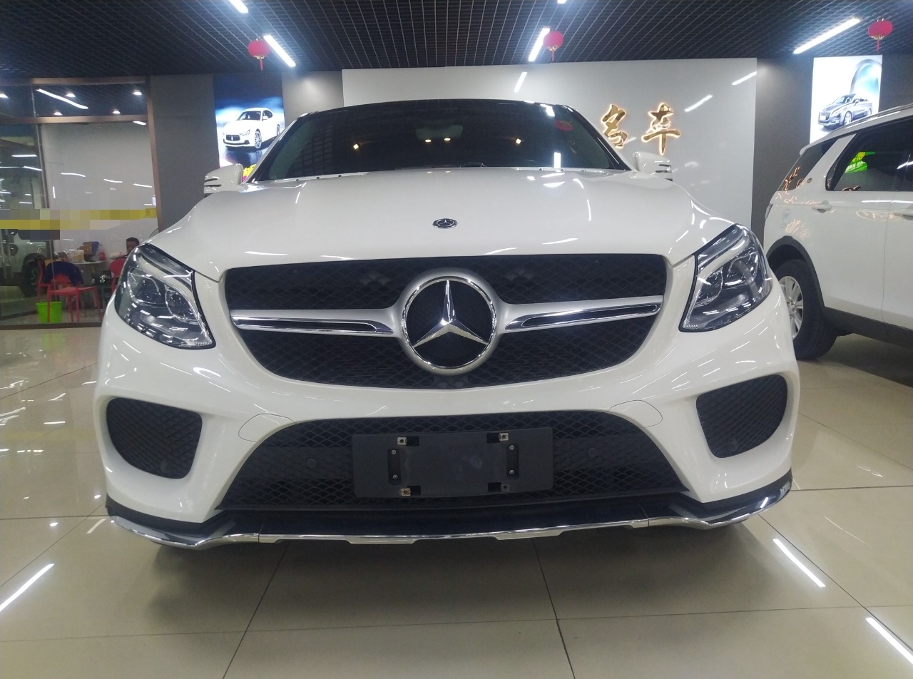 奔驰GLE级 2018款 GLE 320 4MATIC 轿跑SUV(进口)