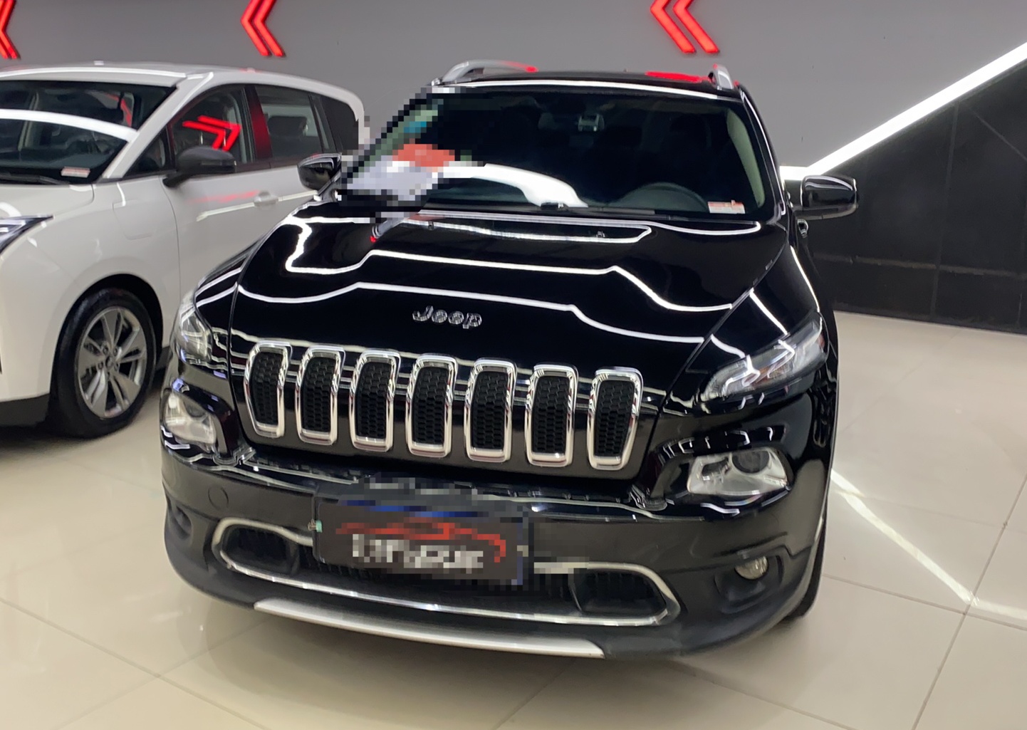 Jeep 自由光 2017款 2.0L 优越版