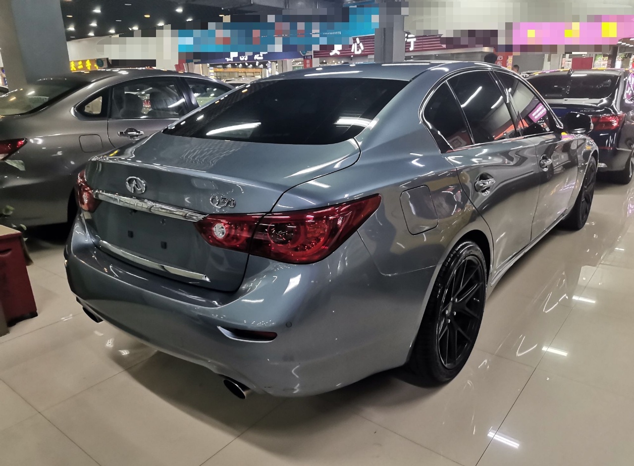 英菲尼迪Q50L 2015款 2.0T 运动版