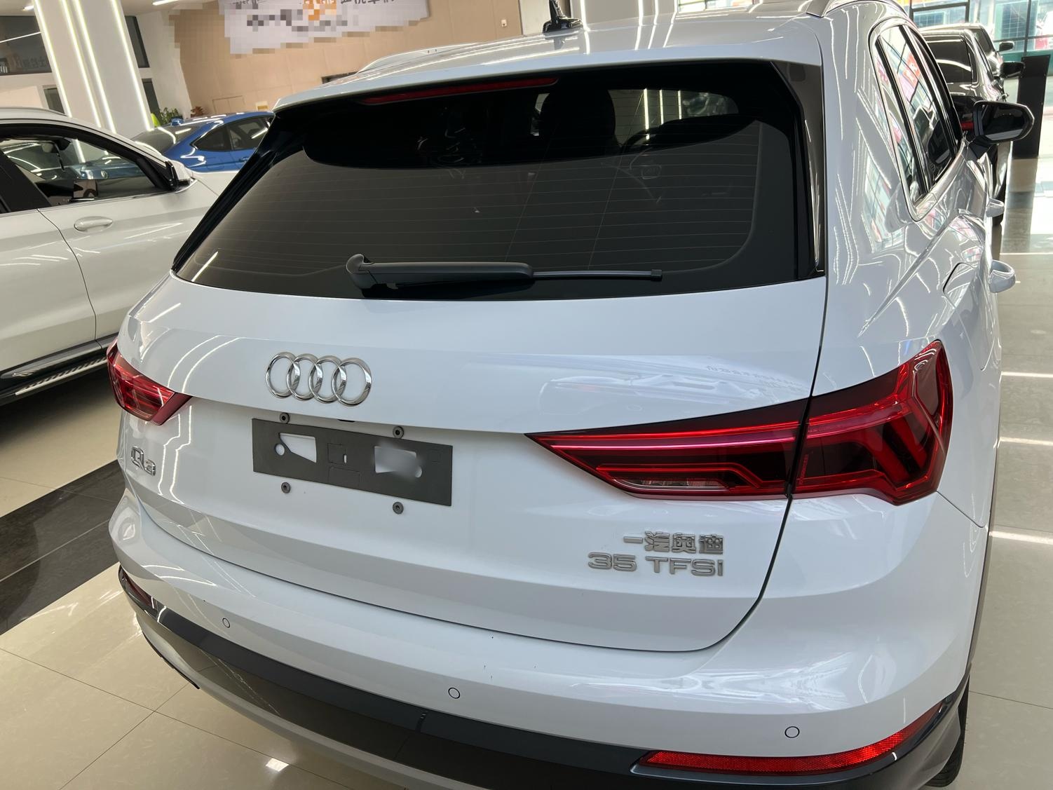 奥迪Q3 2021款 35 TFSI 进取致雅型