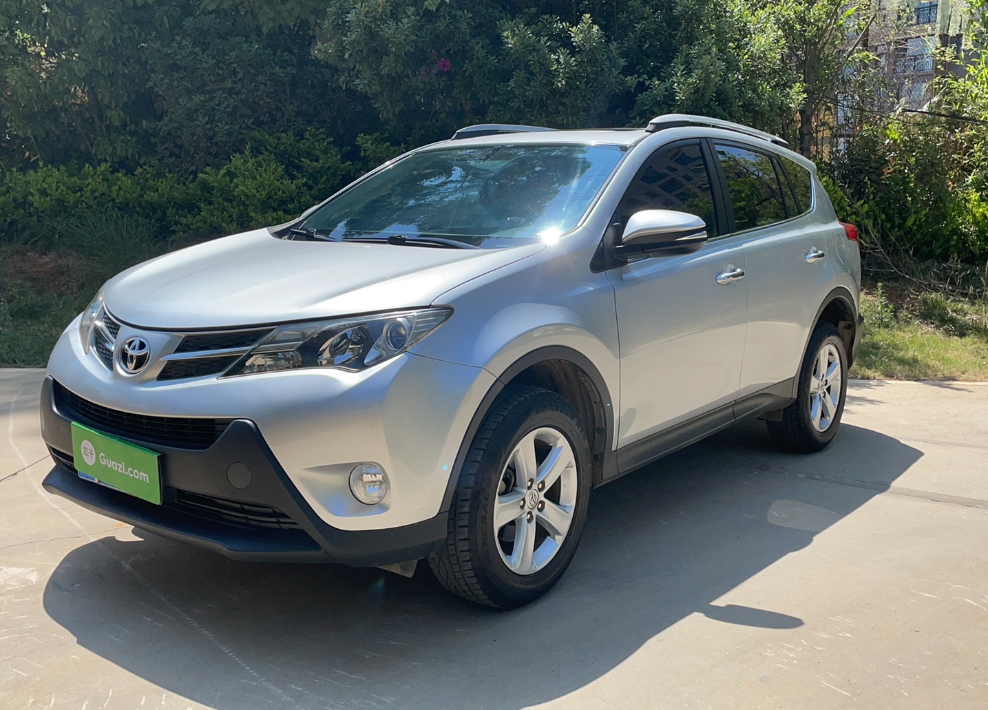 丰田 RAV4 2013款 2.0L CVT四驱新锐版