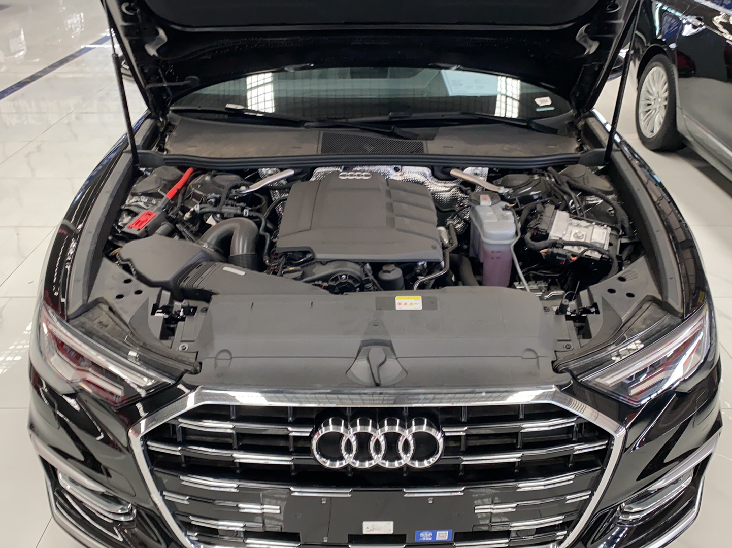 奥迪A6L 2023款 40 TFSI 豪华动感型