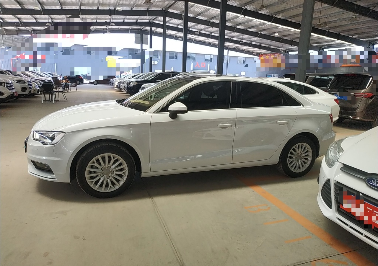 奥迪A3 2015款 Limousine 35 TFSI 百万纪念智领型