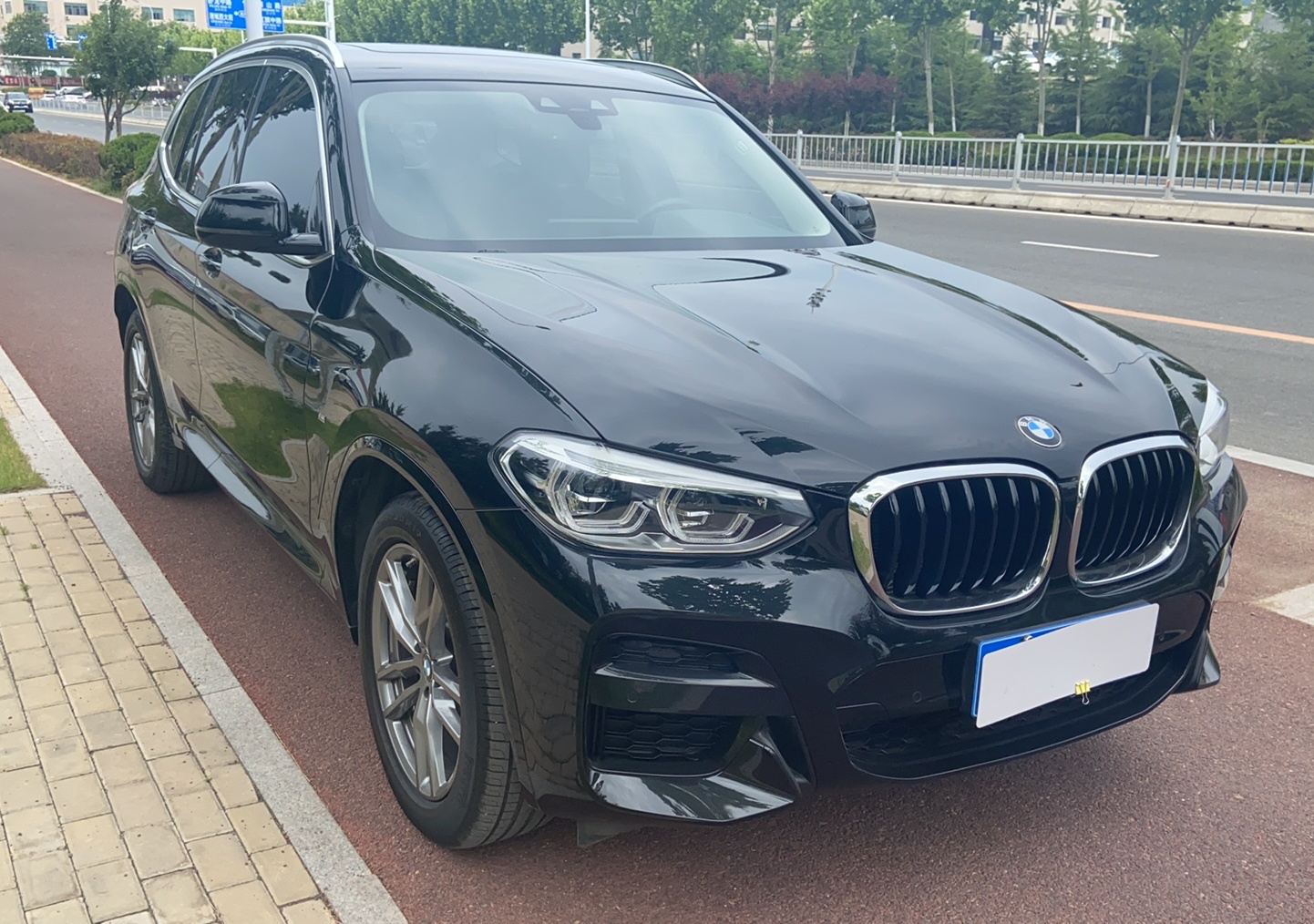 宝马X3 2021款 改款 xDrive25i M运动套装