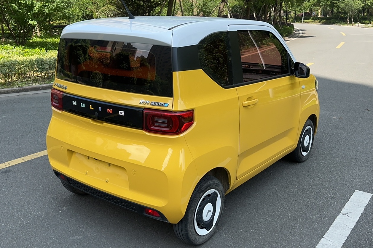 五菱汽车 宏光MINI EV 2021款 马卡龙臻享款 磷酸铁锂