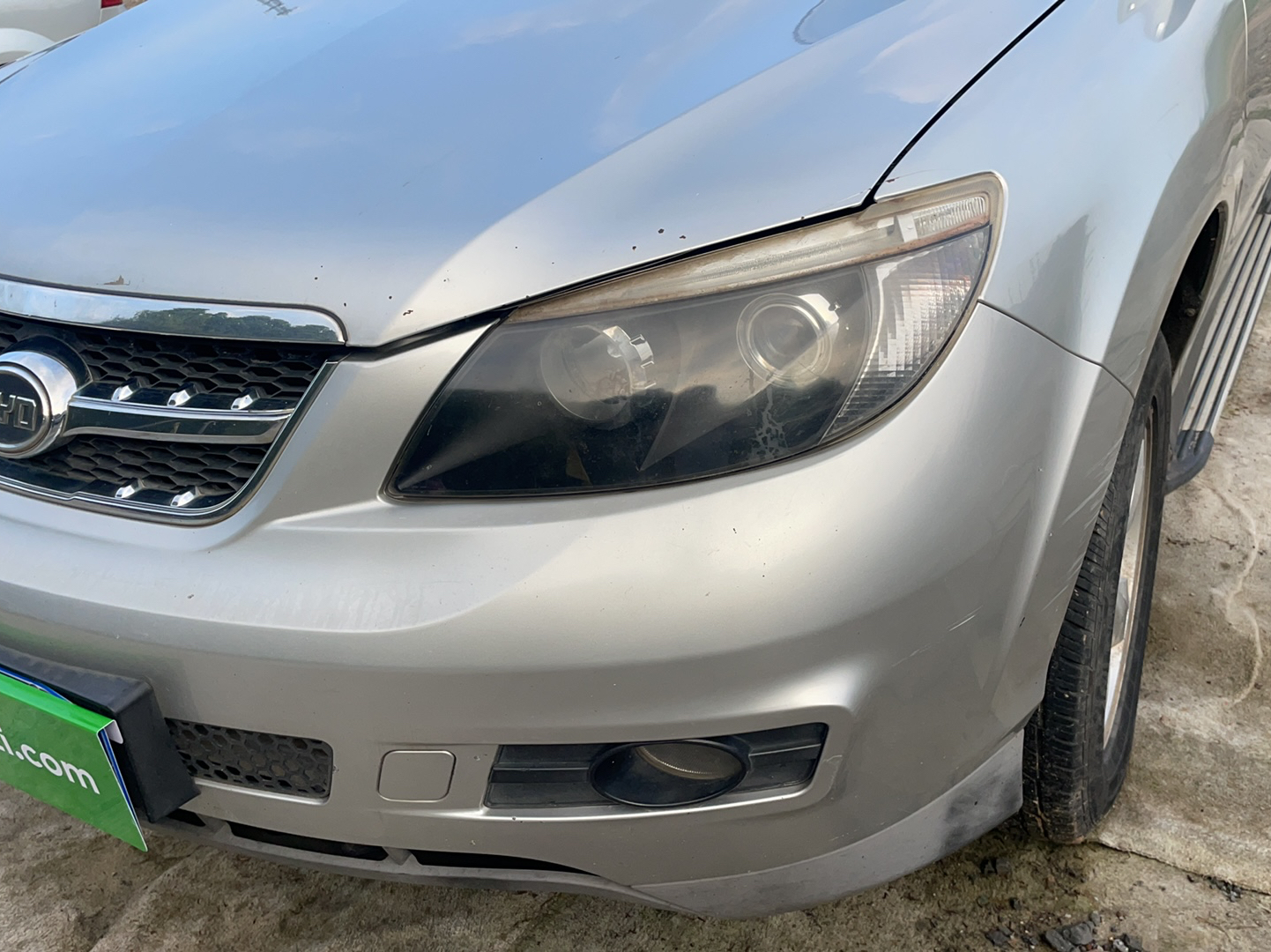 比亚迪S6 2011款 2.0L 手动豪华型