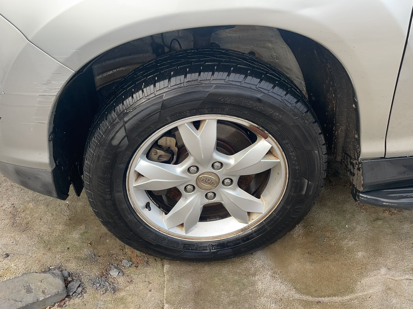 比亚迪S6 2011款 2.0L 手动豪华型