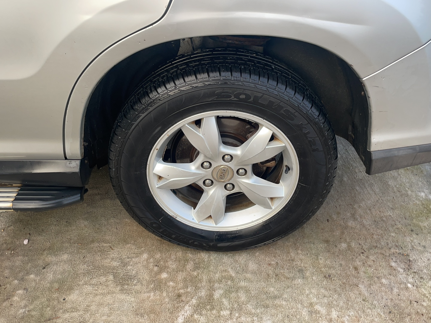 比亚迪S6 2011款 2.0L 手动豪华型