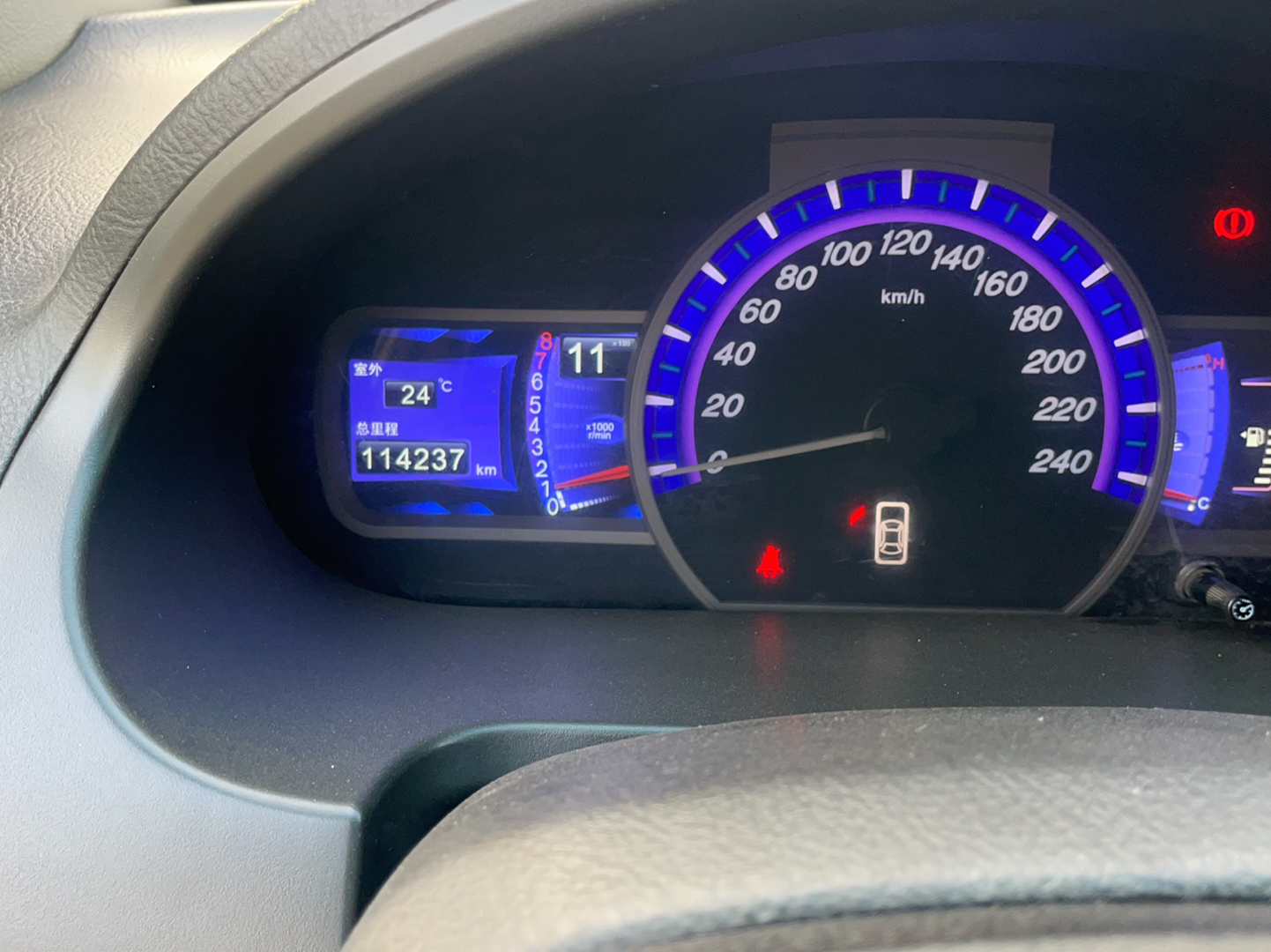 比亚迪S6 2011款 2.0L 手动豪华型