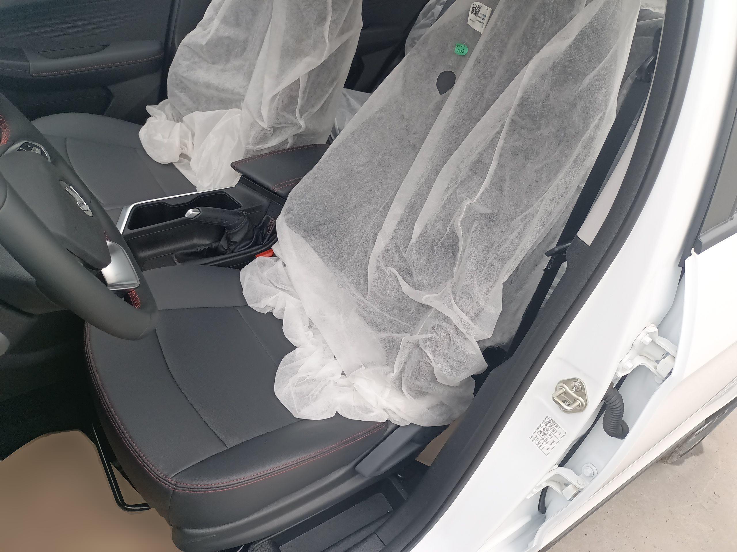 睿蓝汽车X3 PRO 2022款 1.5L 手动小萌