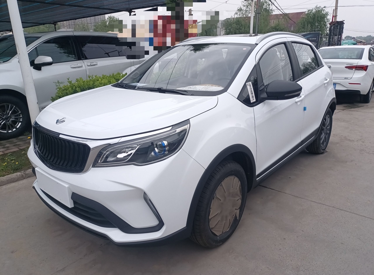 睿蓝汽车X3 PRO 2022款 1.5L 手动小萌