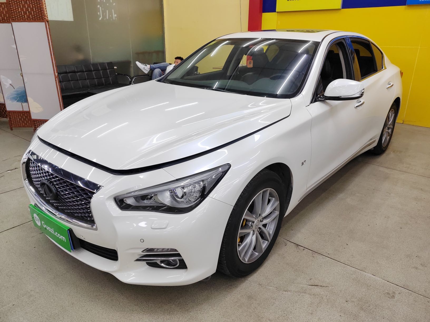 英菲尼迪Q50L 2016款 2.0T 悦享版