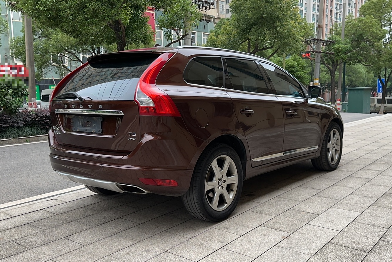 沃尔沃XC60 2015款 T5 AWD 智驭版