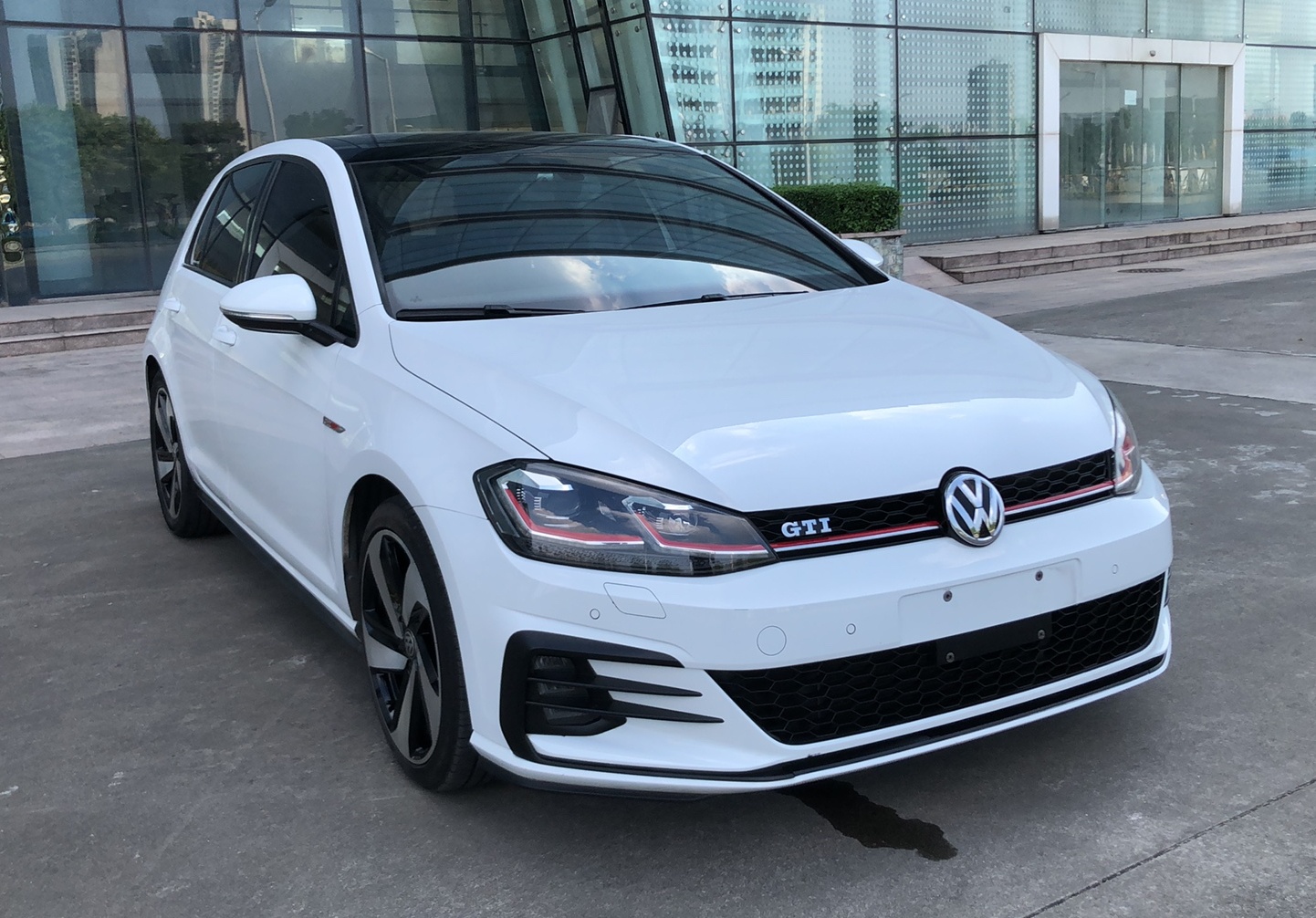 大众 高尔夫 2019款 2.0TSI GTI 国V