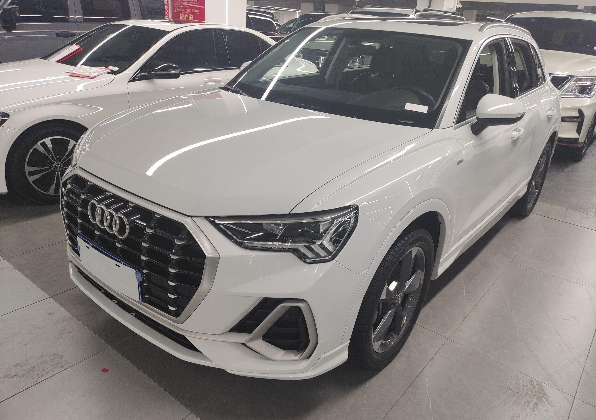 奥迪Q3 2019款 40 TFSI quattro 时尚动感型