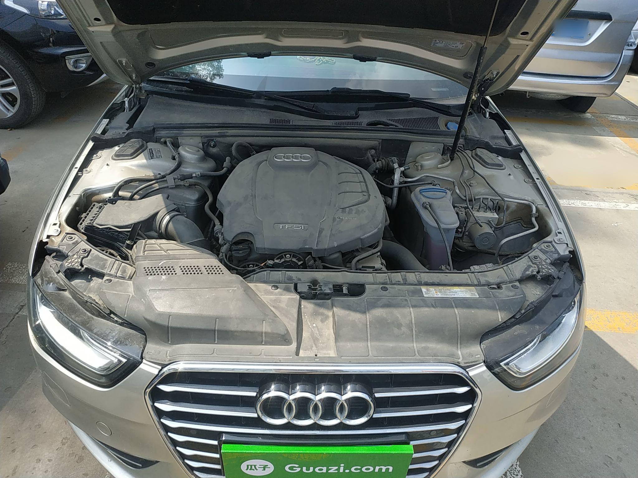 奥迪A4L 2015款 35 TFSI 自动舒适型