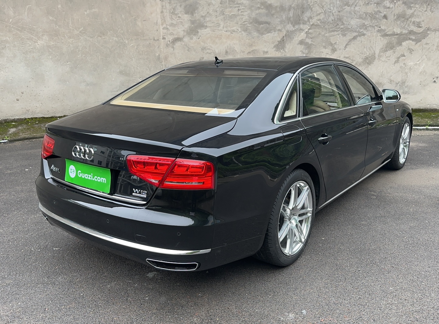 奥迪A8 2011款 A8L W12 6.3 FSI quattro(进口)