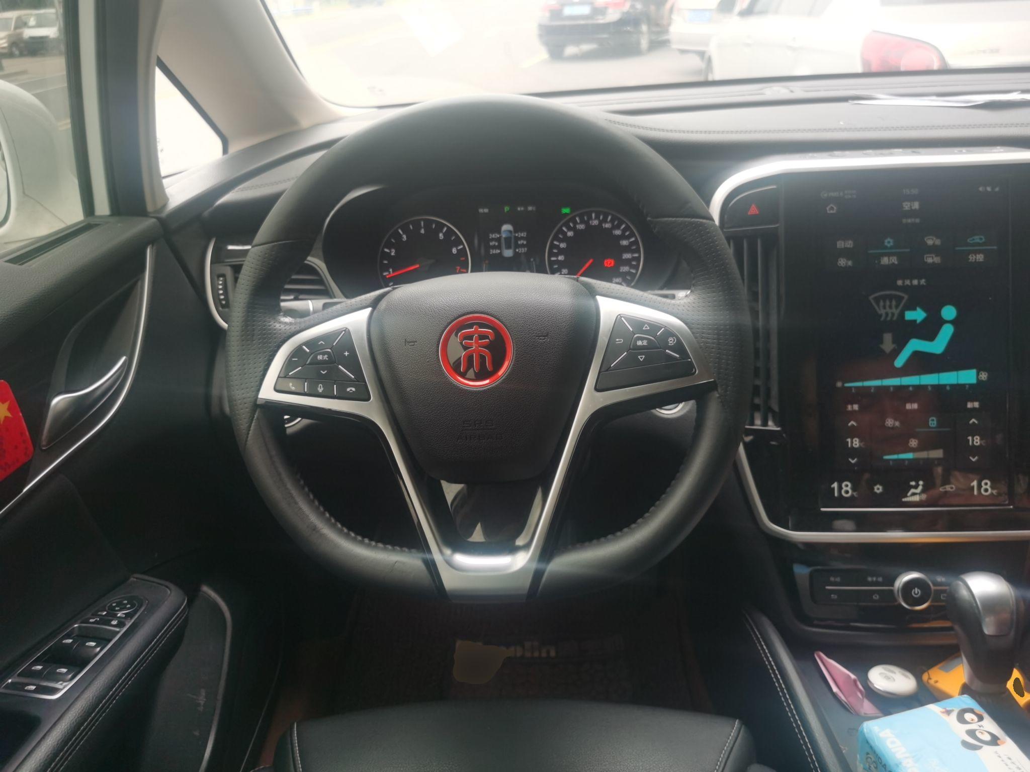 比亚迪 宋MAX 2018款 1.5T 自动智联精英型 6座