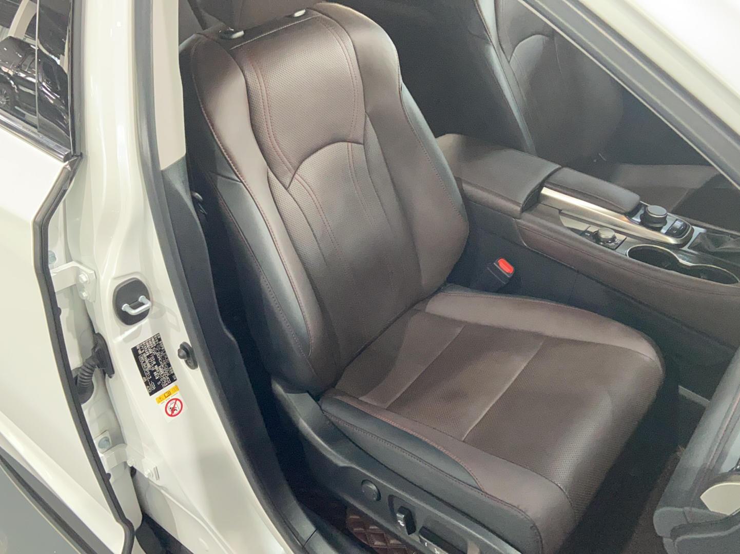 雷克萨斯RX 2016款 450h 四驱典雅版