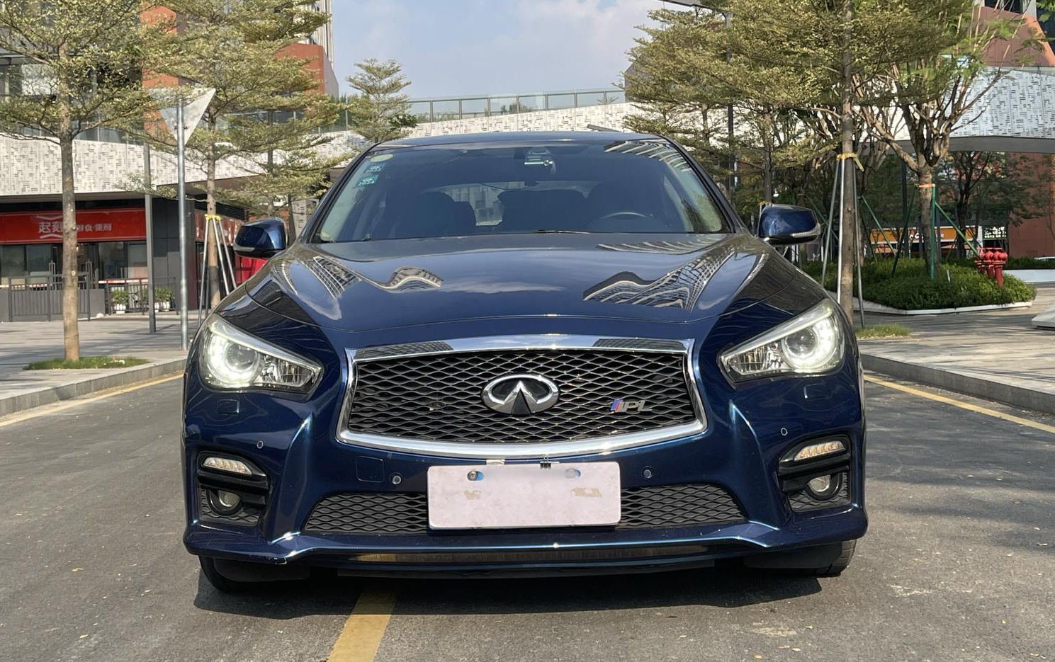 英菲尼迪Q50L 2015款 2.0T 运动版