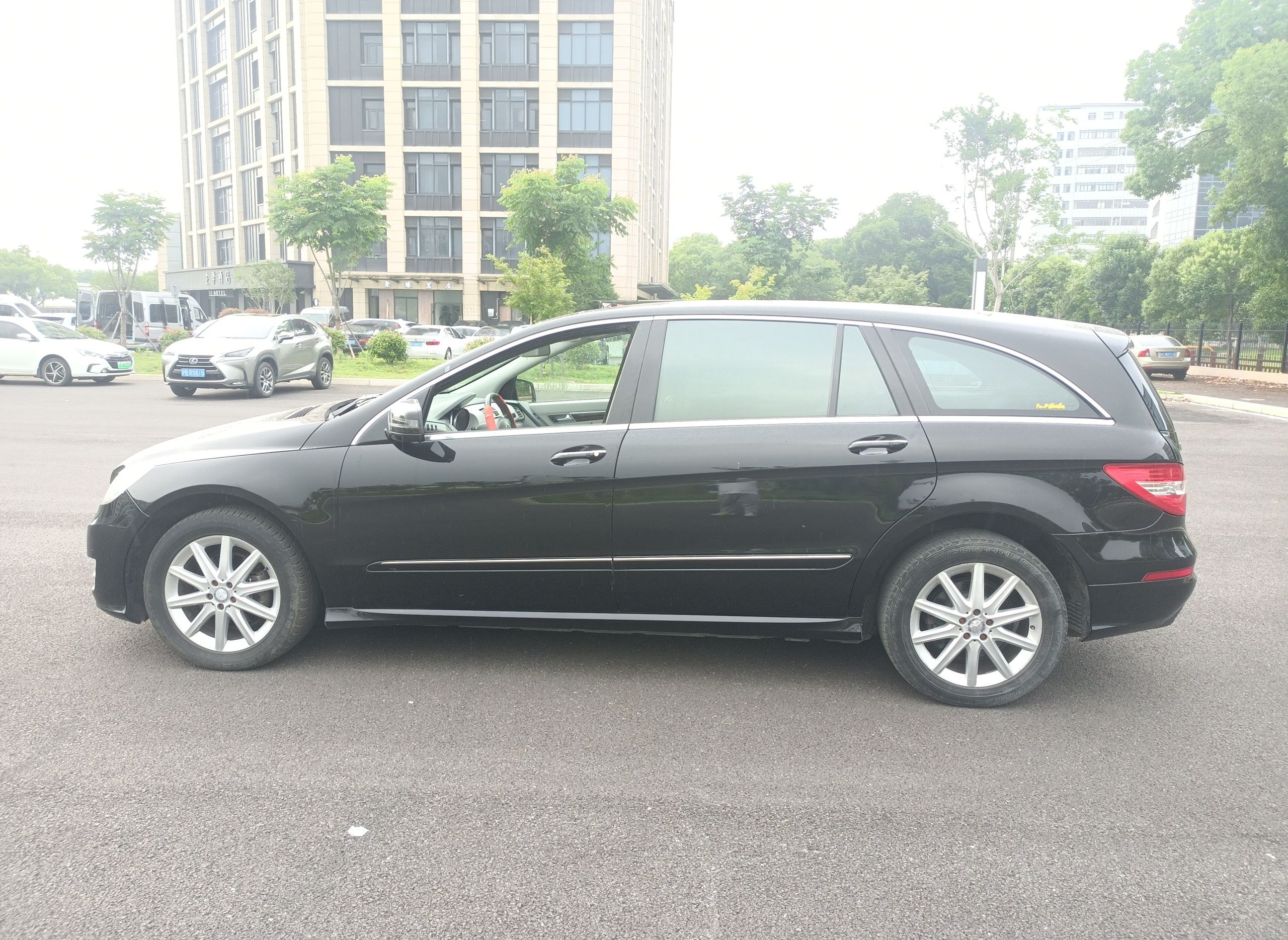 奔驰R级 2010款 R 350 L 4MATIC(进口)