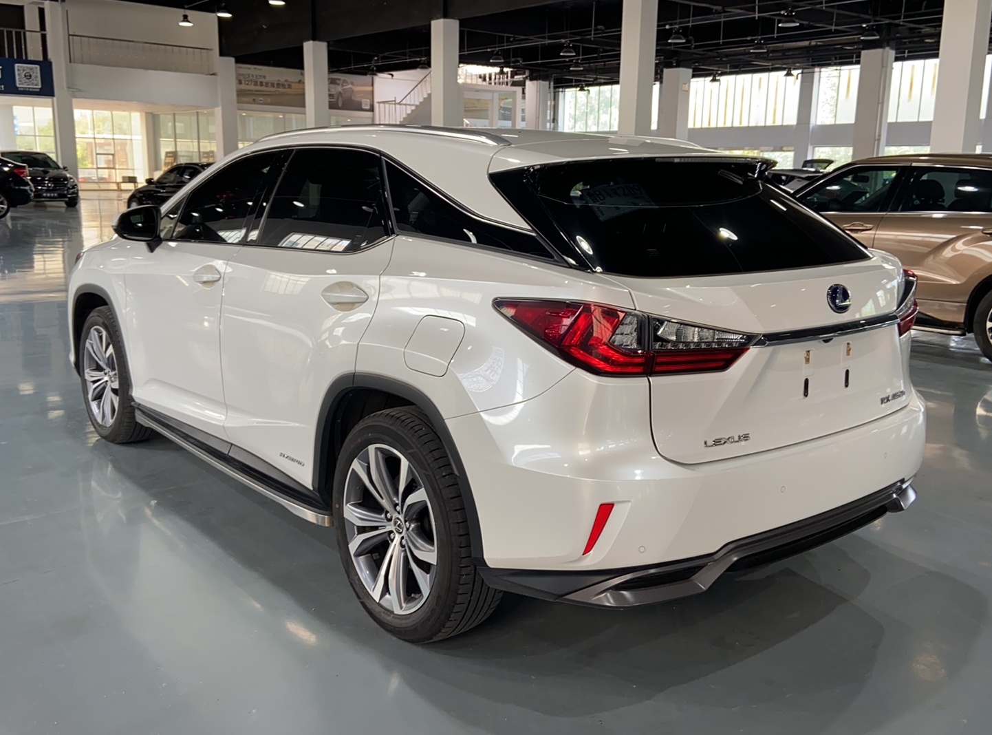 雷克萨斯RX 2016款 450h 四驱典雅版