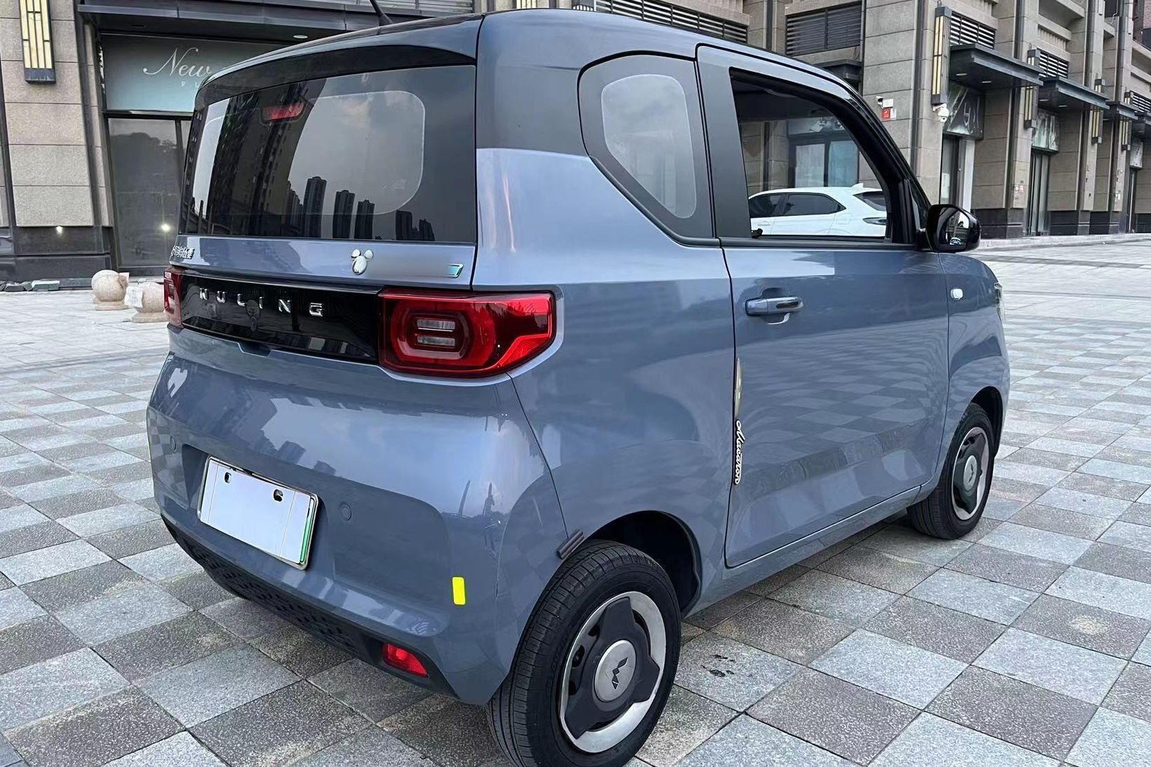 五菱汽车 宏光MINI EV 2021款 马卡龙时尚款 磷酸铁锂