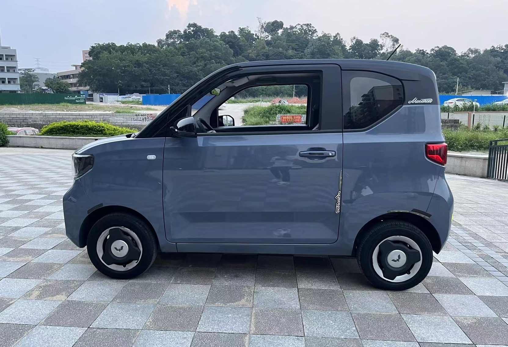 五菱汽车 宏光MINI EV 2021款 马卡龙时尚款 磷酸铁锂