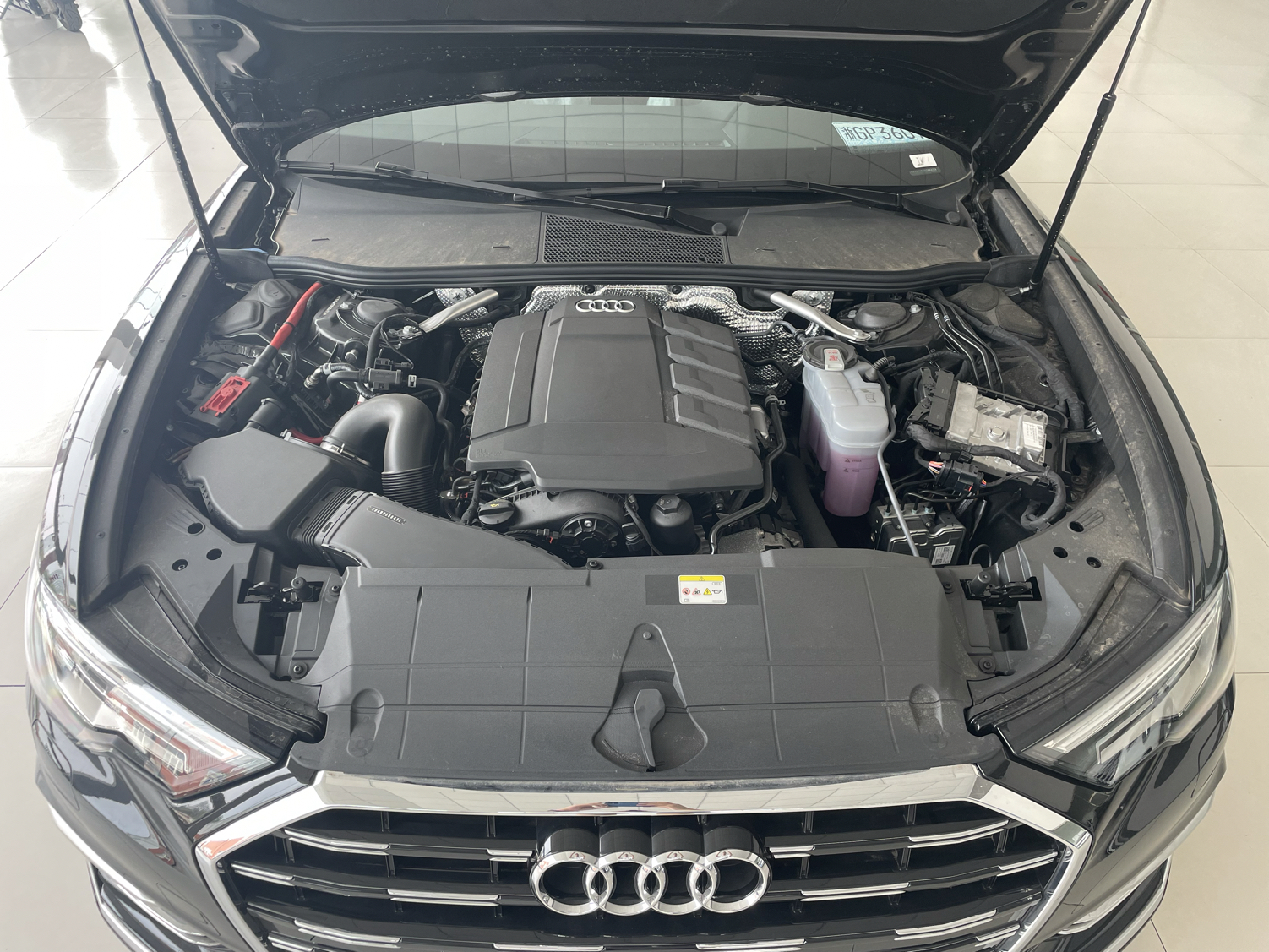 奥迪A6L 2023款 40 TFSI 豪华动感型