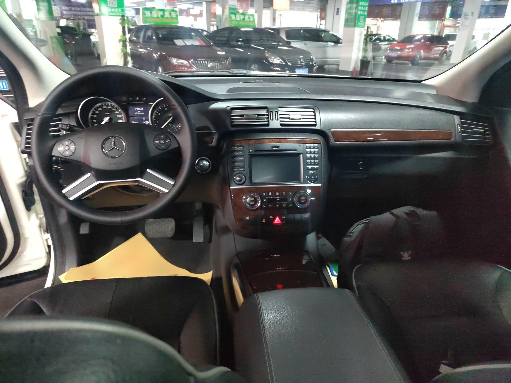 奔驰R级 2011款 R 350 L 4MATIC(进口)