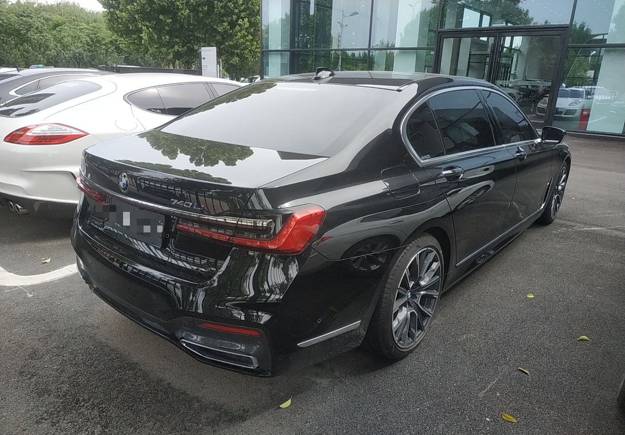 宝马7系 2021款 740Li 尊享型 M运动套装(进口)