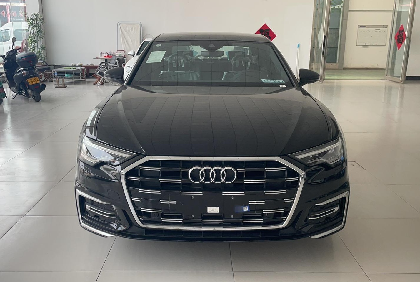 奥迪A6L 2023款 40 TFSI 豪华动感型