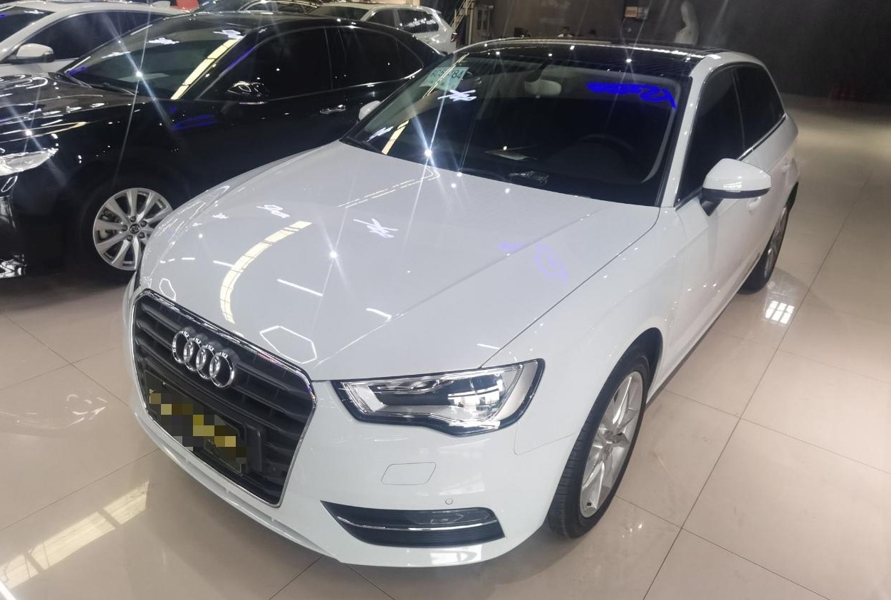 奥迪A3 2014款 Sportback 35 TFSI 自动舒适型