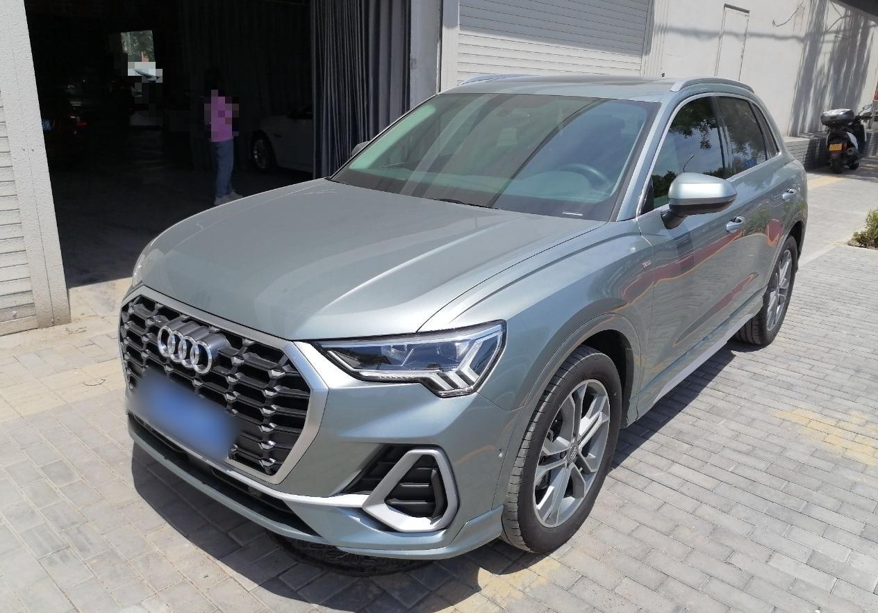 奥迪Q3 2021款 40 TFSI 时尚动感型