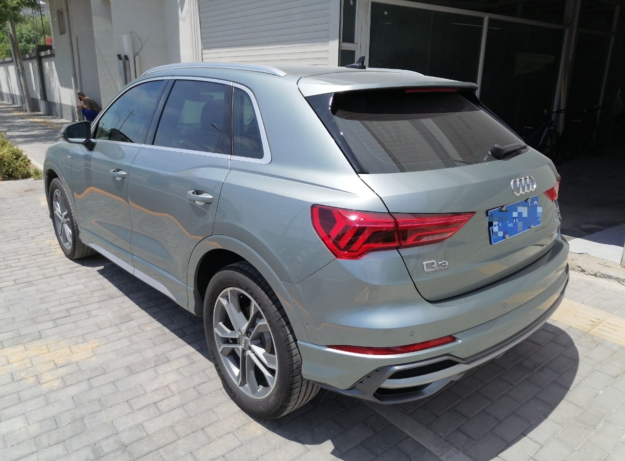 奥迪Q3 2021款 40 TFSI 时尚动感型