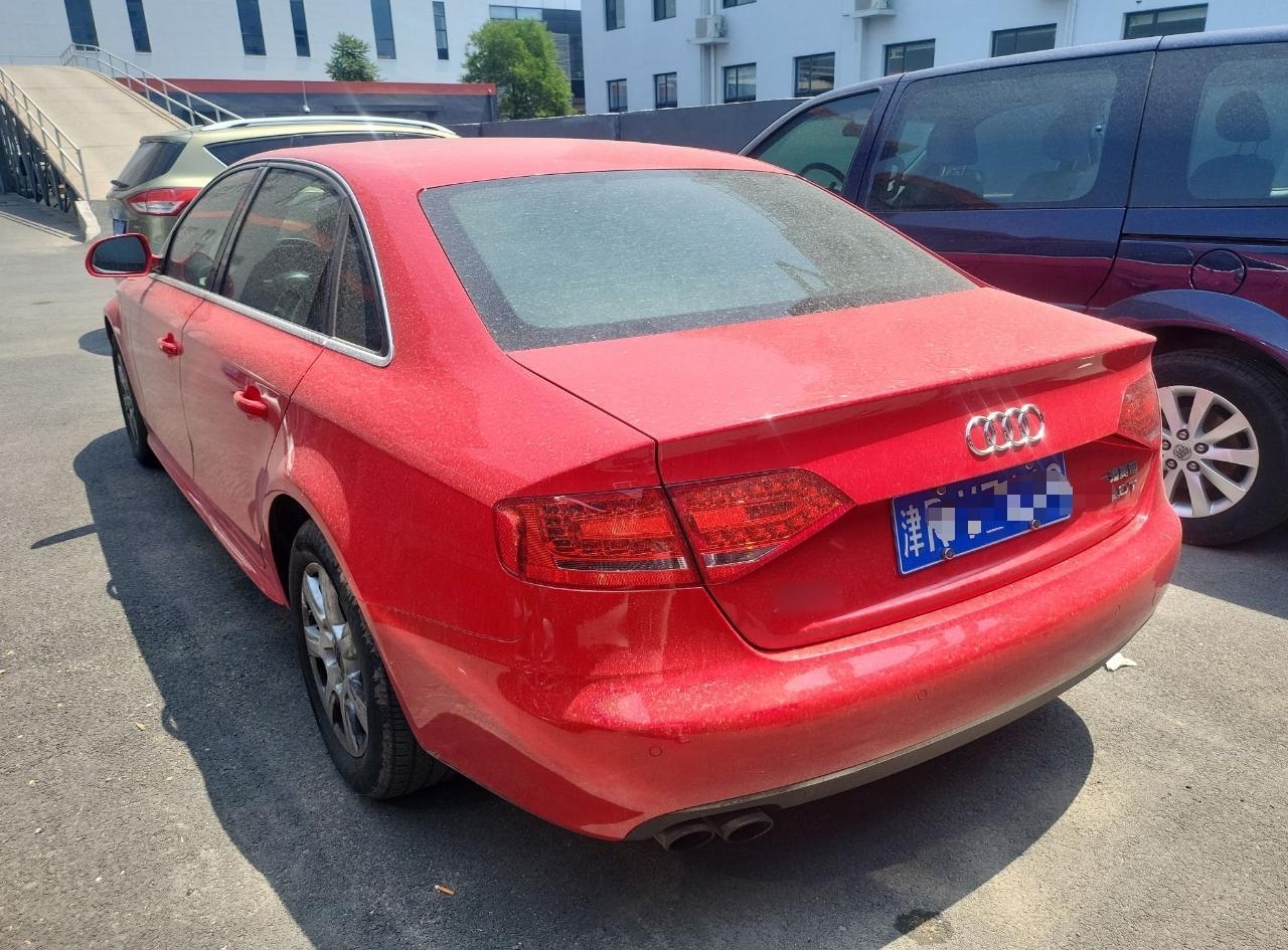 奥迪A4L 2012款 2.0 TFSI 自动技术型