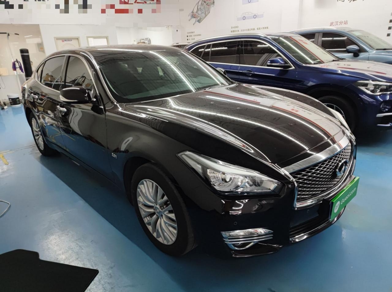 英菲尼迪Q70L 2019款 Q70L 2.0T 精英版 PLUS(进口)