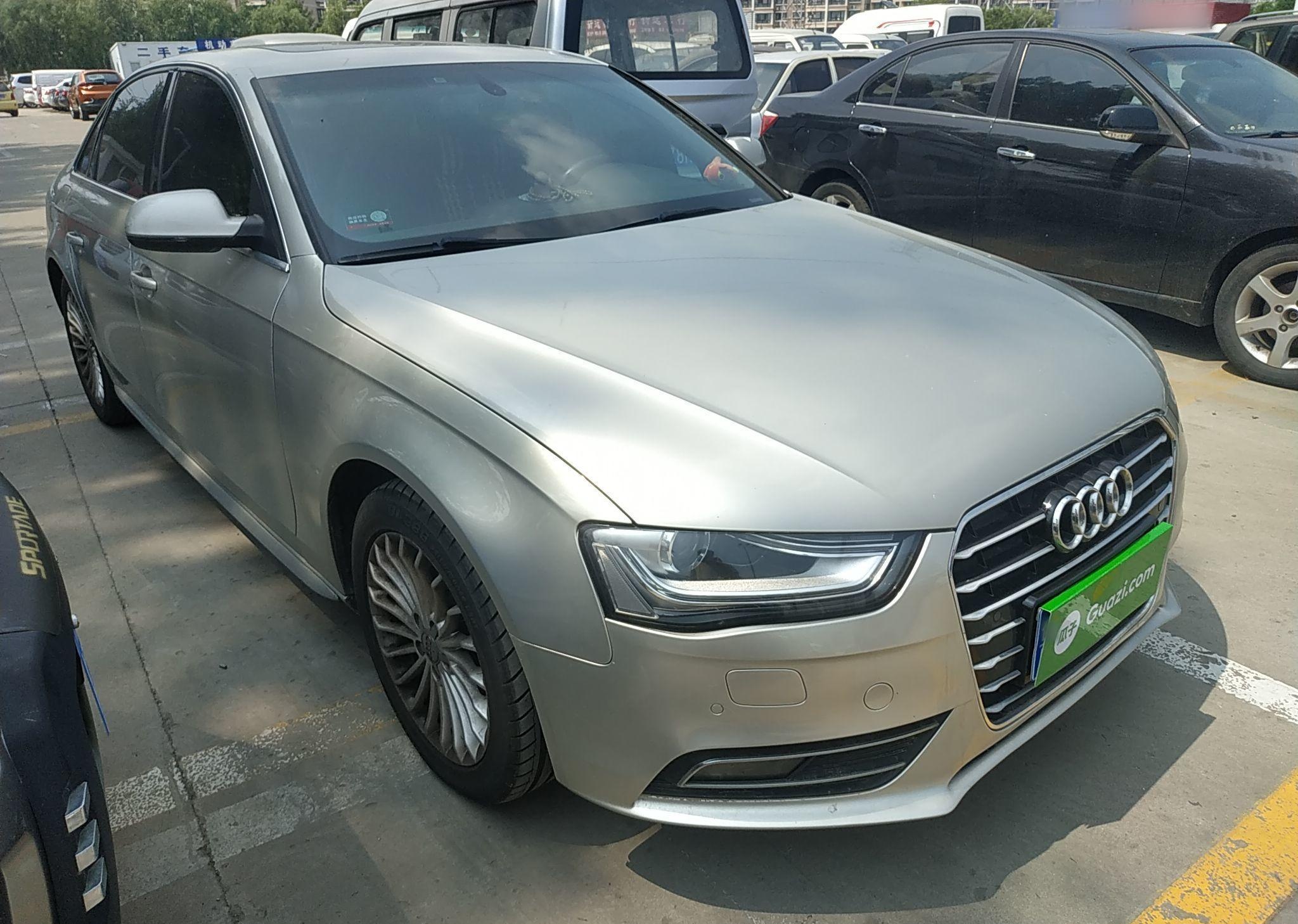 奥迪A4L 2015款 35 TFSI 自动舒适型