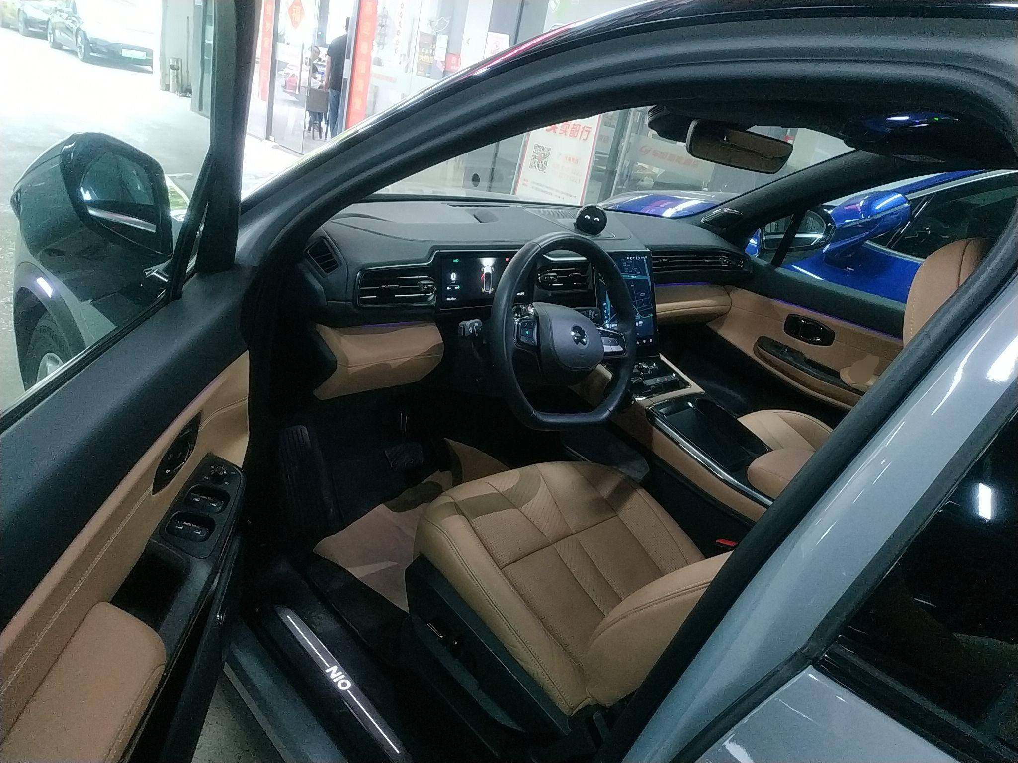 蔚来ES8 2020款 580KM 六座版