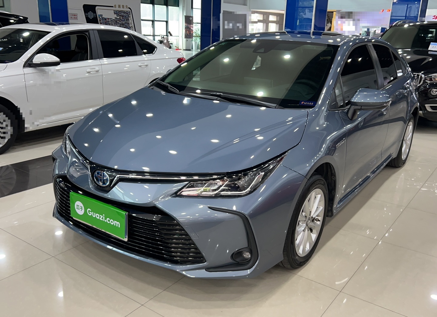 丰田 卡罗拉 2021款 双擎 1.8L E-CVT精英版